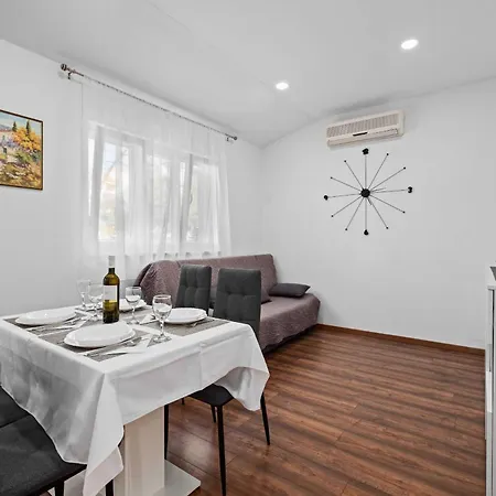Apartment Art Brodarica  Exterior photo